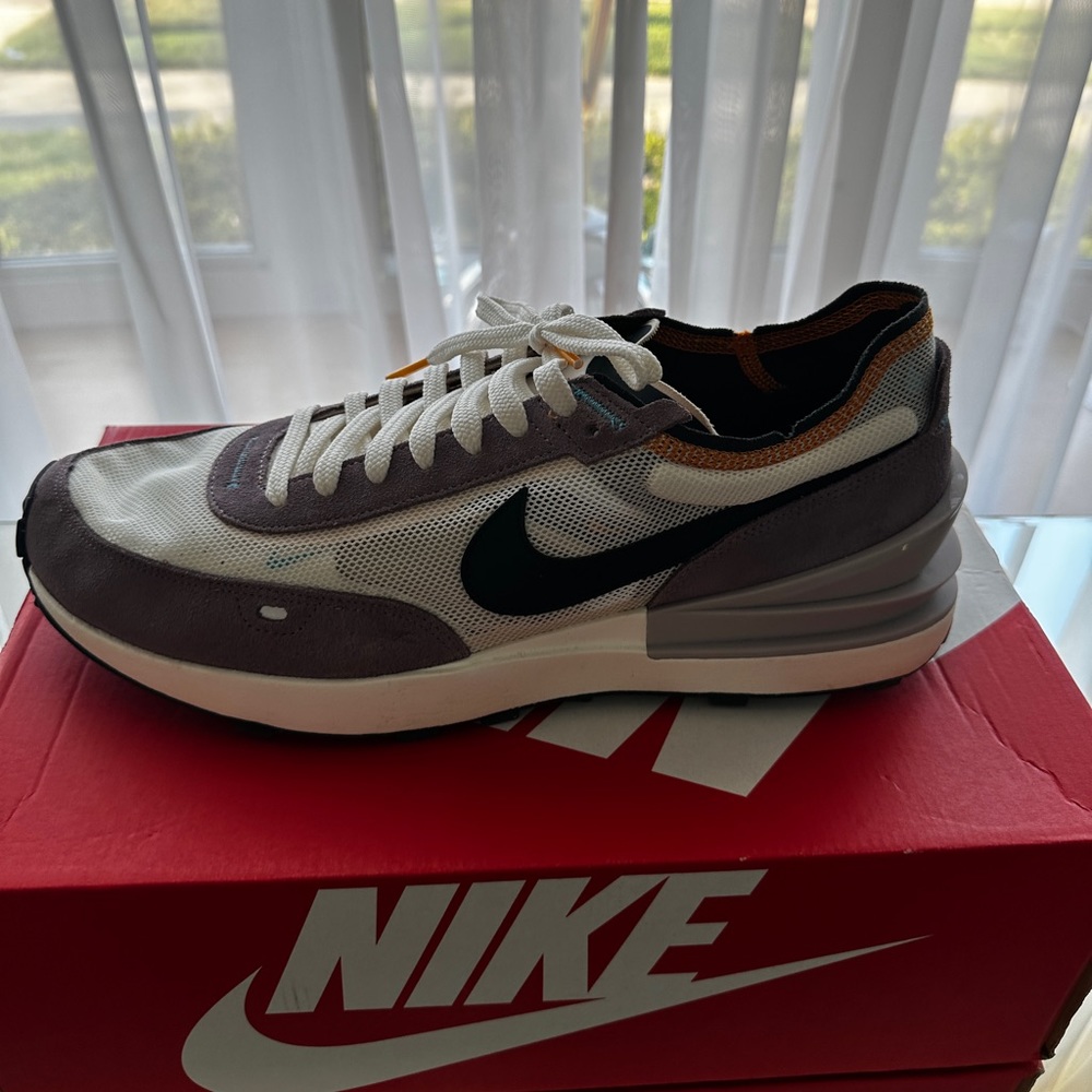Nike Waffle One Se- Size 14